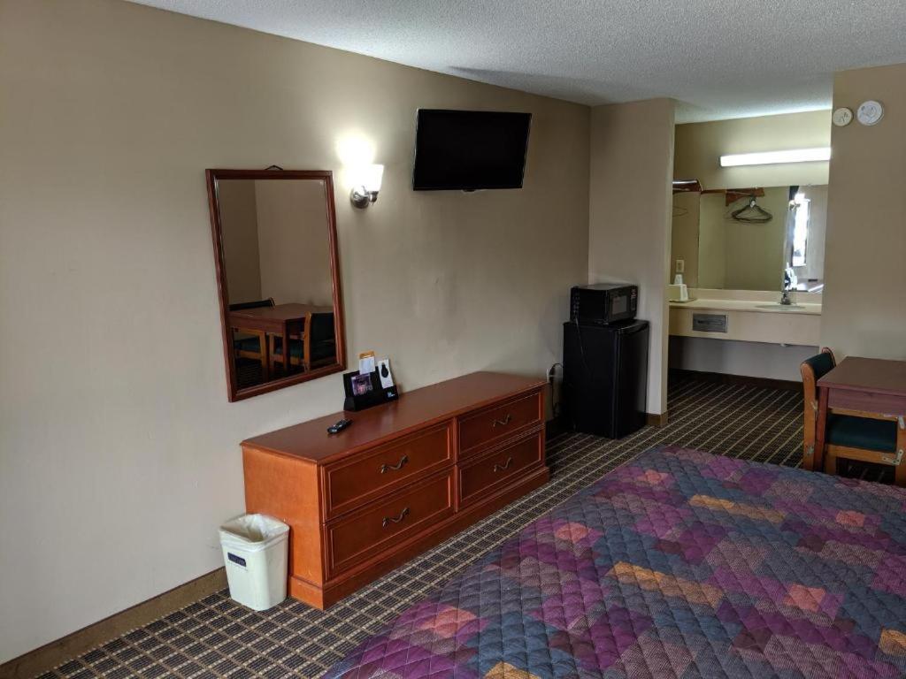 Economy Inn Express Рок-Хилл Экстерьер фото
